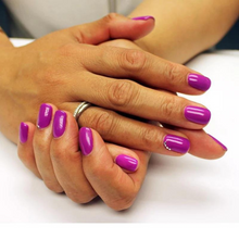 Charger l'image dans la galerie, 174  Samba Your Socks Off  4.5G
DESCRIPTION
Exotic bright purple
Colour Catalogue
Product Guide 
Please refer to your colour sticks for the closest reflection of colour. 
Ingredient Listing &amp