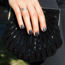 Load image into Gallery viewer, NO. 2035 Cast Iron 4.5G
DESCRIPTION
Dark pearlescent gun metal grey
Gris métallique perlé profond
Colour Catalogue Catalogue de Couleur
Product Guide 
Please refer to your colour stick