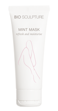 Charger l&#39;image dans la galerie, Mint MaskRefresh and Moisturize
A revitalizing mask that creates a cooling effect when applied.
BIO SCULPTURE Mint Mask is based on Shea butter and includes a natural blend o