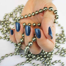 Load image into Gallery viewer, Evo Colour Amanda
DESCRIPTION
 Royal berry blue with fine sapphire blue glitter specks. 
** When using Evo Glitters please ensure you wipe &amp; refine the base application to prolon