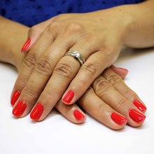 Load image into Gallery viewer, Evo Colour Natasha
DESCRIPTION
Brilliant red
Rouge brillant
Colour Catalogue Catalogue de CouleurProduct Guide 
Please refer to your colour sticks for the closest reflection of colo