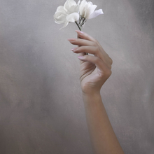 Load image into Gallery viewer, 218 Shimmering Joy 4.5G
DESCRIPTION


Shimmering pale pink

Colour CatalogueProduct Guide 

Please refer to your colour sticks for the closest reflection of colour. 
 Ingredient Listing &amp;a