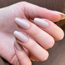 Load image into Gallery viewer, Biscotto Nail Polish