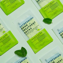Charger l&#39;image dans la galerie, Voesh Refreshing &amp; Odour Treatment Socks