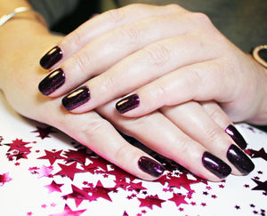 Gemini 14ml Nourishing Polish No. 221 Party Popper
DESCRIPTION
Deep glittery purple
Mauve paillette profond
Colour Catalogue Catalogue de Couleur

Please refer to your colour sticks for the closest reflection of col