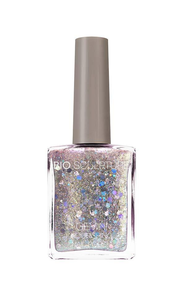 Gemini 14ml Nourishing Polish No. 247 Mermaids Tale
DESCRIPTION
Beautiful iridescent glitter packed full of larger glitter 
Paillette irisé avec large morceaux hexagone et cercle
Colour Catalogue Catalogue de Couleur