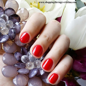 NO. 94  Royal Red  4.5G
DESCRIPTION

Bright rich red
Rouge riche Brillant

Colour Catalogue Catalogue de Couleur Product Guide 

Please refer to your colour sticks for the closest reflecti