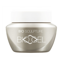 Load image into Gallery viewer, Gloss Gel
DESCRIPTION
Gloss Gel is used as the final layer on all nail types. It protects and add a glossy shine to overlays. Gloss Gel is self-levelling and odourless. It cu