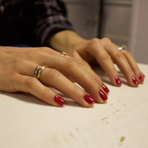 Evo Colour Christi
DESCRIPTION
Warm mid red with subtle metallic sheen
Rouge moyen chaud avec effet métallique subtil

Colour Catalogue Catalogue de CouleurProduct Guide 

Please refe