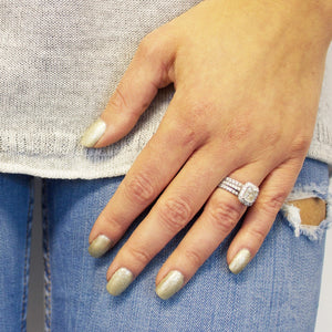Evo Colour Crystal
DESCRIPTION
Dense gold glitter. Full Coverage
Coverture opaque paillette or

Colour Catalogue Catalogue de CouleurProduct Guide 

Please refer to your colour sticks