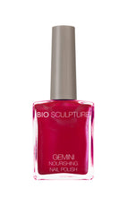 Load image into Gallery viewer, Gemini 14ml Nourishing Polish No. 109 Berry Medley
DESCRIPTION
Pearlescent deep raspberry pink
Rose Framboise profond perlé
Colour Catalogue Catalogue de Couleur

Please refer to your colour sticks for the closest r