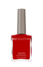 Charger l&#39;image dans la galerie, Gemini 14ml Nourishing Polish No. 19 Pillar Box
DESCRIPTION
Bright, pillar box red
Rouge pillar box, Brillant
Colour Catalogue Catalogue de Couleur

Please refer to your colour sticks for the closest reflection o