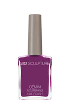 Charger l&#39;image dans la galerie, Gemini 14ml Nourishing Polish No. 92 Amethyst
DESCRIPTION
Medium creamy purple
Mauve crémeux moyen
Colour Catalogue Catalogue de Couleur

Please refer to your colour sticks for the closest reflection of colour.