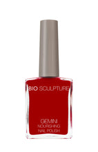 Charger l&#39;image dans la galerie, NO. 94  Royal Red  4.5G
DESCRIPTION

Bright rich red
Rouge riche Brillant

Colour Catalogue Catalogue de Couleur Product Guide 

Please refer to your colour sticks for the closest reflecti