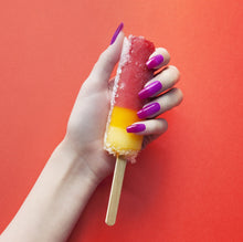 Load image into Gallery viewer, Evo Colour Kimberley
DESCRIPTION
Relaxed tones of spice and wine warm her to unfold her lavender hues. Part of the Evo Colour Collection, colour will vary depending on body temperature
